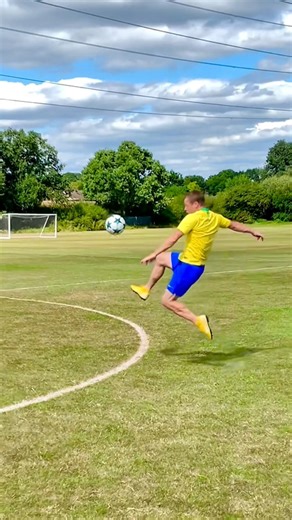 Real or FAKE⁉️⚽️🇧🇷 | Andrew Henderson