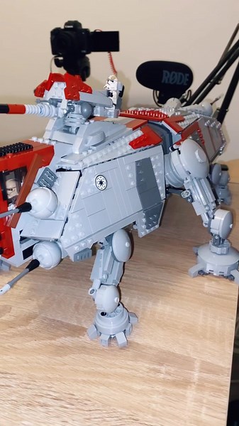 LEGO Star Wars UCS AT-TE Building Review
