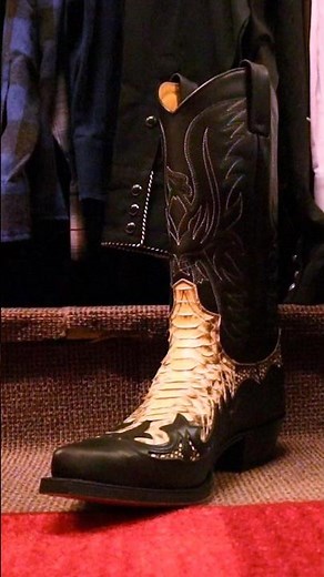 Sendra Boots in Berlin! 🇩🇪💪 #cowboyboots #jeremiahcraig #germany