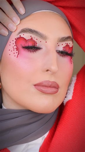 Dagmara Apaeva on Instagram: "This Valentine, l am wearing my heart… on my face ❤️ Bold love. Bold art. Bold glam. Ib @saraaliloblack #HeartMakeup #ValentineVibes #EditorialMakeup #CreativeGlam #MakeupArtist Products: ❤️ Skin prep: @lorealparis Hyaluronic acid serum, @theinkeylist bio active ceramide moisturizer, @belif eyegel ❤️ Primers: @milkmakeup pore eclipse, @danessamyricksbeauty yummy skin glow serum ❤️ Foundation: @lancomeofficial Teint idole shade 220C ❤️ Concealer: @colourpopcosmetics