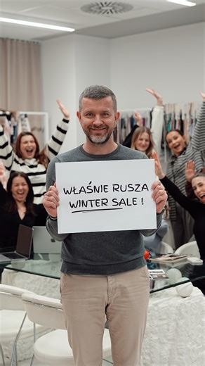 NAREE | Polska marka odzieżowa on Instagram: "Miłość miłością… ale dobry rabat też potrafi wzruszyć 👀 W NAREE właśnie rusza WINTER SALE do –50% ✨Kobiece sukienki, czarne total looki i modele, które zostaną z Tobą na dłużej - nie tylko na zimę. Na teraz. Na później. Na wszystko pomiędzy. Jeśli odkładałaś to „na później”… to właśnie jest to później ⏰ Odkryj Winter Sale i wybierz swoje ulubione fasony! Promocja trwa od dziś online, a od jutra również stacjonarnie w Bonarce ‼️🔥"