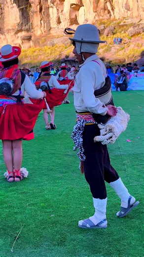 Danza Los Viajeritos en Coporaque Espinar Cusco - resumen y significado