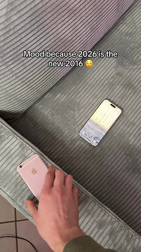 Exploring the iPhone 6S and Its 2016 Nostalgia