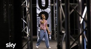 X Factor 2020, Blue Phelix canta l’inedito “South Dakota”. Emma: «Bellissima persona»