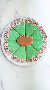 Is your team playing on Thanksgiving? 🏈 #footballcookies #decoratedcookies #royalicingcookies #cookiedecorating | Butterfly Bakes ATL