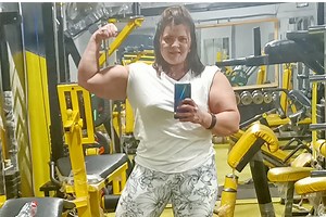 VIDEO: Egyptian teacher Eman Hegab eyes World's Strongest Woman title