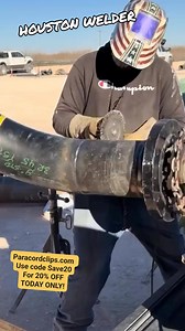 Houston vs California Welders!! #welder #fypシ゚viral #refinery #Houston #california #956 #meme #fyp | Paracord Clips