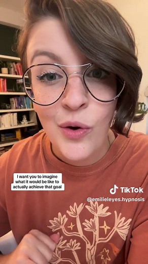 Replying to @jacquelinemccann84 “neurons that fire together wire together”! If you continually show your brain experiences of reaching your goal while leaning into feelings of accomplishment and pride, it’s going to teach your brain how to help you feel more confident, motivated, and trusting in your ability to actually reach your goals✨ If you want to learn more ways to change your brain and mindset, check out my 6 week Hypnotic Empowerment Masterclass, full of brain training and hypnosis tools