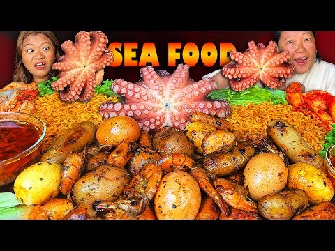 Giant Octopus Mukbang😱🤯Spicy Sea Food Boil 🥵Eating Shrimp, Octopus, Sausage With Kimchi