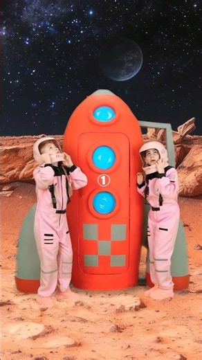 Kids explore Jupiter!