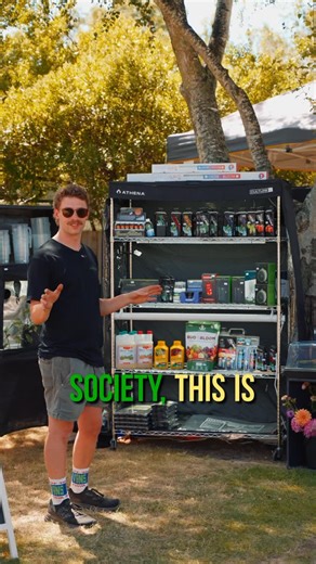 The Grow Guys on Instagram: "Indoor growing doesn’t have to mean complex systems or huge investments. At the Launceston Horticultural Society Show, we focused on simple, scalable solutions: Small tents. Heat mats. Single part fertilisers. Screw-in LED grow lights. Gravity-fed watering. Propagation setups rooting in 4–14 days. Whether you’re starting herbs on the bench or building a controlled environment setup, start simple and build from there. 📍 The Grow Guys – Launceston Drop your growing qu