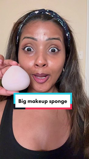 Trying Wide Big Makeup Sponge Tutorial