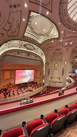 What an amazing experience being able to see and hear Hans Zimmer’s score to the Lion King played live alongside the movie. They sound flawless. #lionking #soundtrack | Billy Granneman