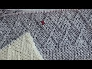 Modelul tricotat cu romburi.