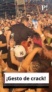 68K views · 1.3K reactions | #QuéTal  "Por eso eres el rey": Don Omar detuvo su concierto en Veracruz para que personal del inmueble auxiliará a una fan que se sentía mal  Seguidores del cantante puertorriqueño aplaudieron la acción e hicieron comentarios como: "por eso eres el rey", "eres grande, Don Omar"  #Viral Vídeo: pablooverem - TikTok | Por Esto Online | Facebook