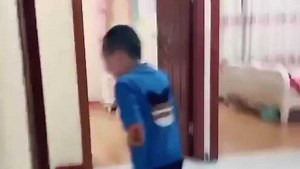 完了，拉裤子了！