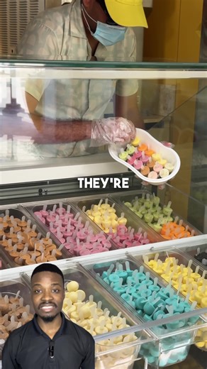 Mini ice cream sticks 🍦 such a simple idea but seriously genius. Everyone loves ice cream, but not everyone wants a full one. These mini sticks let people try different flavors in small bites. Perfect for malls, beaches, food stalls, and parties. Easy to sell and fun to share 🎉 Sometimes the best business ideas are the simplest 💰 #business #businessideas #icecream