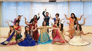 "BOLE CHUDIYAN" - K3G https://www.youtube.com/user/harileo2001/videos?sort=p&flow=grid&view_as=public&view=0 | Dance with Prince