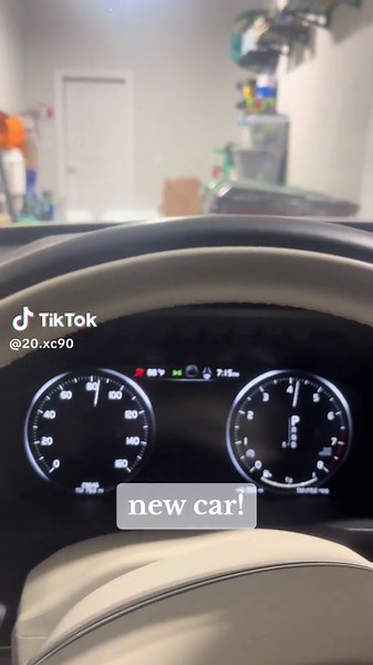 2020 Volvo XC90 T5 Momentum Review