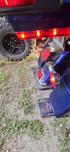 2006 HD Ultra Classic Start-up (88 Cu Engine)