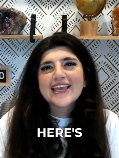 LINK: https://my.printassets.com/444-prompts 🚀 My exact process for finding profitable product phrases in ANY niche: 1️⃣ Join 3-5 Facebook groups, subreddits, or online communities (don’t announce you’re selling). 2️⃣ Spend a few minutes daily reading posts & comments. 3️⃣ Write down phrases you see 2 times. 4️⃣ Note which ones trigger the strongest emotional reactions. 5️⃣ Test these phrases with simple posts → turn winners into products. 💡 Example: 🌱 Plant niche → “Plant killer trying to re