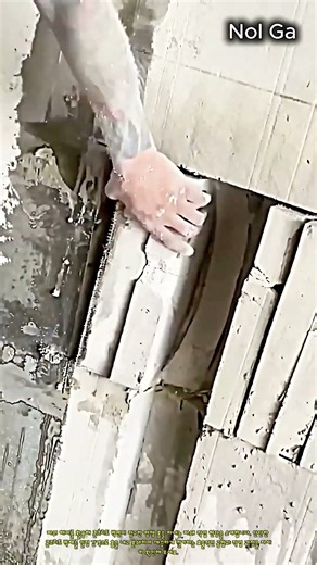 콘크리트 벽체 파쇄 작업 현장 #worker #process #construction #renovation #tools