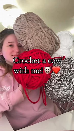 Anabelle Mcelhaney | Free cow pattern tutorial is on my YouTube! . Yarn is bernat blanket I have been so busy this year working on projects but I plan to... | Instagram