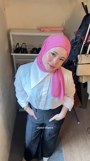 Cara Pake Kerudung Segi Empat untuk Wajah Lonjong