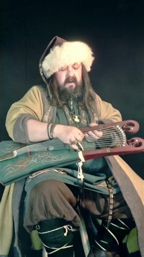 Ragnar Lodbrok Death Song (Ormagardskvedi) | Viking Lyre Cover 🐍