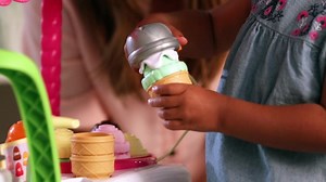 LeapFrog Scoop & Learn Ice Cream Cart with Accessories, Baby and Toddler Toys