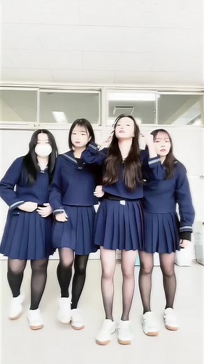 Japanese Schoolgirl Fashion Trends: Black Tights, Ponytails, and More