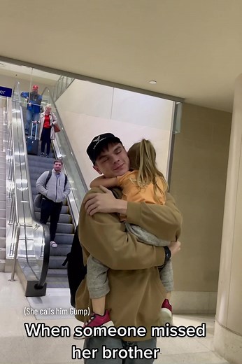 Sibling Love: Heartwarming Military Reunion at Air Force Base