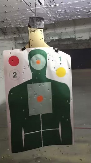 Shooting Glock 17 And Mac 11 (30 Clips)