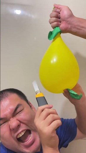 Balloon chicken race😂😂😂