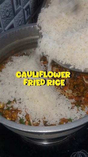 Easy Cauliflower Fried Rice | Healthy & Tasty! 🥦🍚