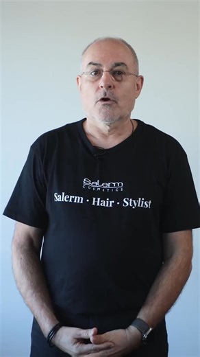 🎨 ¿Conoces la regla básica del color? 👉 Tinte sobre tinte no aclara, oscurece. Antes de elegir un tono oscuro, es clave pensarlo bien. Volver a aclarar siempre será más complejo que oscurecer. El conocimiento marca la diferencia cuando se trata de coloración profesional ✂️✨ Guarda este tip y conviértelo en parte de tus básicos de color 💡 ⸻ 🎨 Do you know the basic rule of color? 👉 Color over color does not lighten, it darkens. That’s why choosing a darker shade should always be well thought 