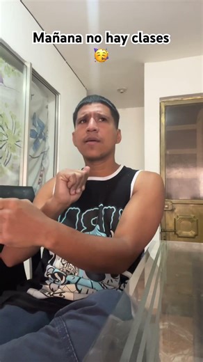 Mañana no hay clases 🥳 #humor #comedia #viralvideo