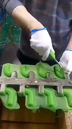 Real Engineerings | Engineering & Technology & Gadgets & DIY on Instagram: "Hot Press: The Satisfying Speed of Compression Molding 🏭 ​Watch the rhythmic, precise action of industrial manufacturing! This video captures the process of compression molding, a highly efficient technique used to form durable parts from rubber or plastic compounds. ​The Molding Cycle: ​Material Prep: The worker starts with pre-cut 'blanks' or small amounts of raw, unvulcanized rubber or moldable polymer (the bright gr