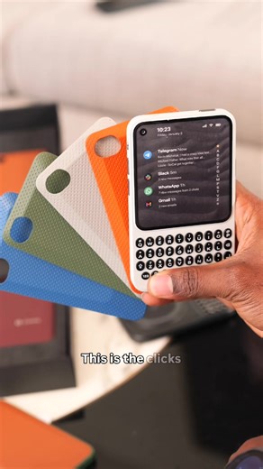 Explore the Clicks Communicator Device for Messaging