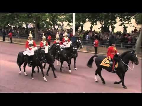 2 Trooping the Colour - Royal Procession to Horse Guards Parade