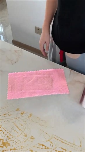 Smart window cleaner - Clean glass ưithout touching #kitchen #utility #gadgets #shorts