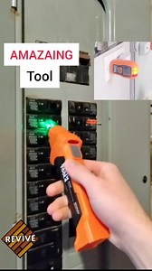How to find which breaker to turn off using the Klein circuit breaker finder #construction #electrician #tools #kleintools #toolsofthetrade | Revive Home Tips