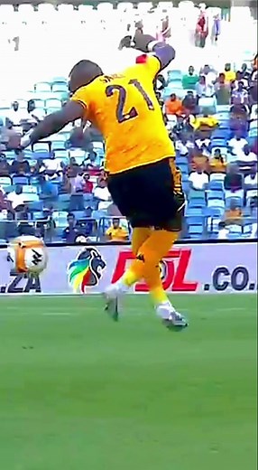 Kaizer Chiefs🇿🇦Christian Saile🇨🇩With A Brilliant Piece Of Kasi Flava @Kaizer Chiefs Football club @Christian #magnoliaartstiktok #kasiflava #kasiflava⚽🇿🇦 #kasiflavaskills #kaizerchiefs #kaizerchiefsskills #christiansailekaizerchiefs