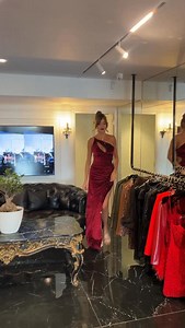 For the love of burgundy ❤️ #legendboutiquekaslik #fashion #fashioninspo #fashionstyle #trend #trendy #trends #trendingnow #burgundy #foryou #shopping #newcollection #ootd #instagramreels | Legend Boutique