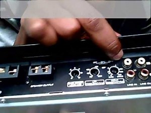 Kenwood KAC-8105D Class D Mono Car Amplifier (unboxing and Review)