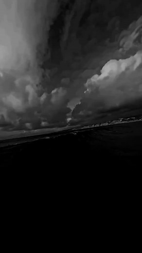 Lute, não é fácil mas jamais desista. Deus liberta! #deus_no_controle #deusefiel #deusnocomando #deus #reflexão #palavraseverdade #cristão #palavradedeus #motivacional #oração #pregação #mensagemdereflexão #bispojadson #adoradores