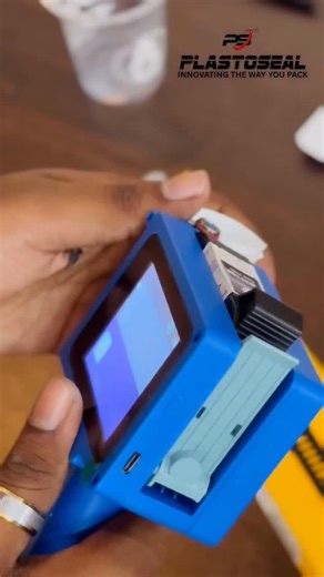 ᴘʟᴀꜱᴛᴏꜱᴇᴀʟ ᴘᴀᴄᴋᴀɢɪɴɢ ꜱᴏʟᴜᴛɪᴏɴꜱ on Instagram: "MRP & Date പ്രിന്റിംഗിന് കഷ്ടപ്പെടുന്നുണ്ടോ? 🤔 ഈ Mini Inkjet Printer എല്ലാം എളുപ്പമാക്കും! ✔ Plastic പൗച്ച് ✔ Bottles ✔ Carton boxes ✔ മറ്റ് എല്ലാ സർഫേസുകളും DM / Call for demo 📩 9745829444 #MiniPrinter #DateBatchPrinting #InkjetCoding"