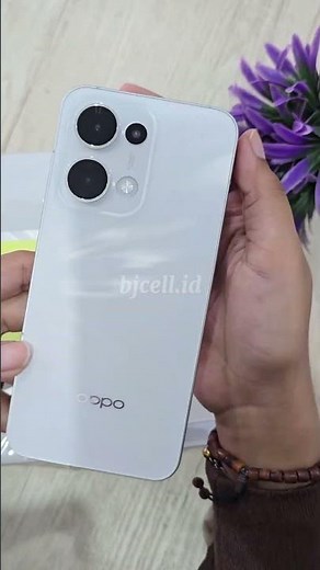 This is a used Oppo Reno13 demo phone.
