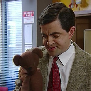 Mr Bean gets revenge on the guy at the laundrette who has been giving him a hard time😆 | Mr Bean