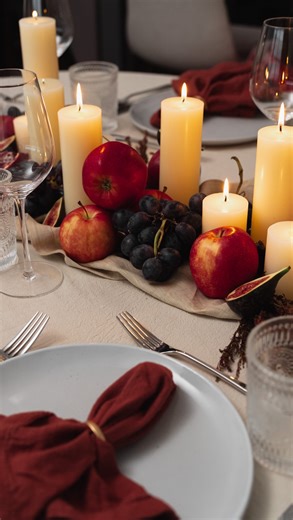 When your friends are coming over for Friendsgiving so the table needs to look as good as the food tastes ✨ Honestly, you don’t need much to make it cute. Good linens, seasonal fruit, a few candles. That’s the formula 🍂 #friendsgiving #falldecor #falltablescape | Newel Tasting Table